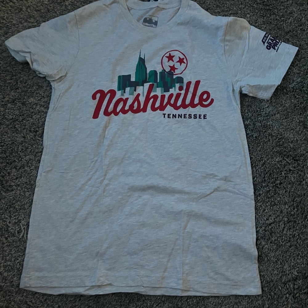 IndyCar Gray Nashville Music City Grand Prix  Graphic T-Shirt NWT